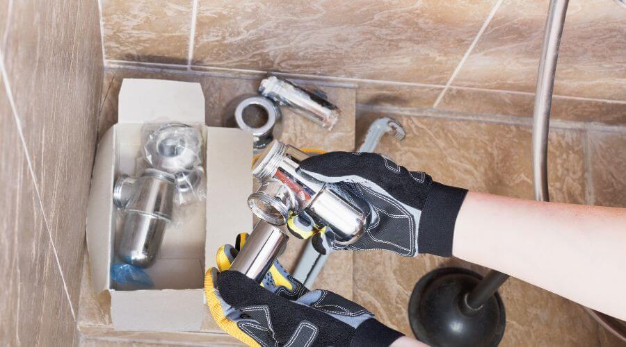 Professional gutter cleaning in Powell, TX